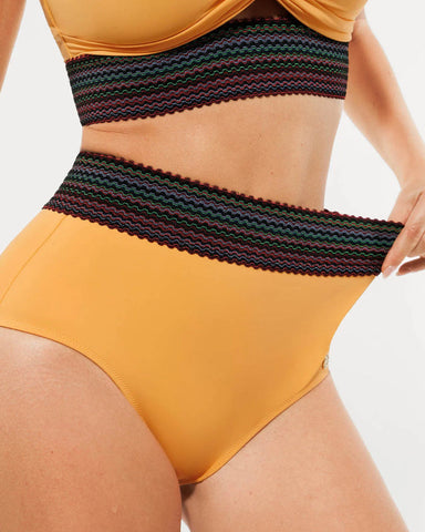 High-Waisted Two-Piece Bikini, Snakeskin Print Push-Up Swimsuit with Ruched Front